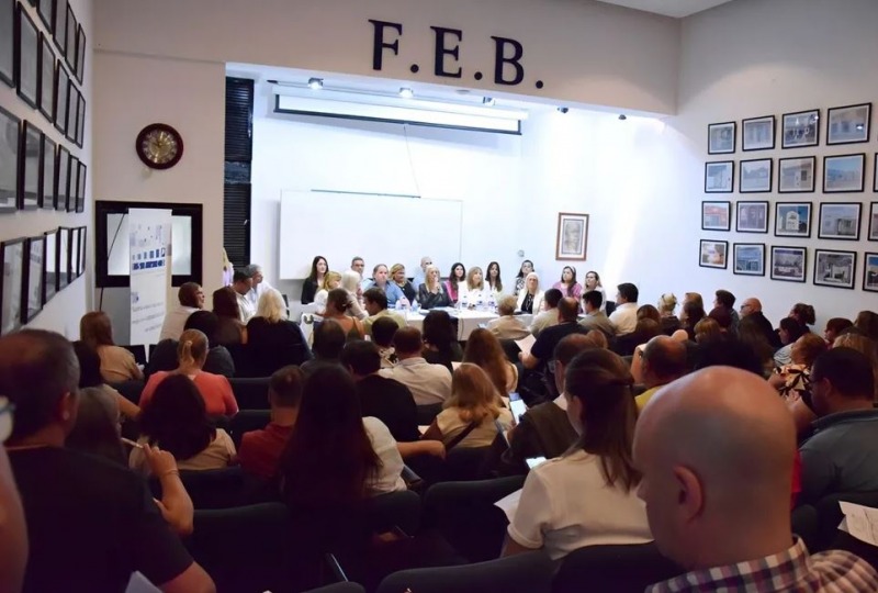 Paritaria: c�mo quedaron los sueldos de estatales y docentes